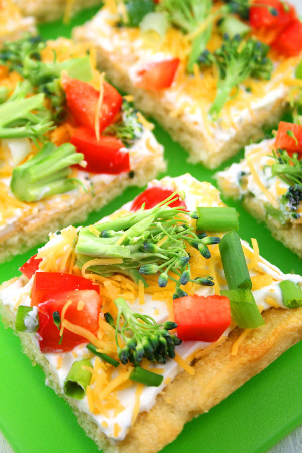 Cold Veggie Pizza Appetizer.