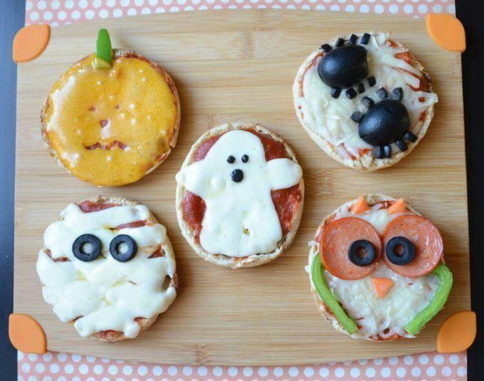 Halloween Mini Pizzas from CBC Parents