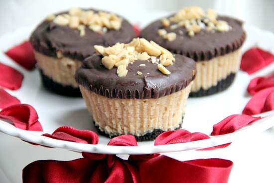 Mini Buckeye Cheesecakes – Snappy Gourmet