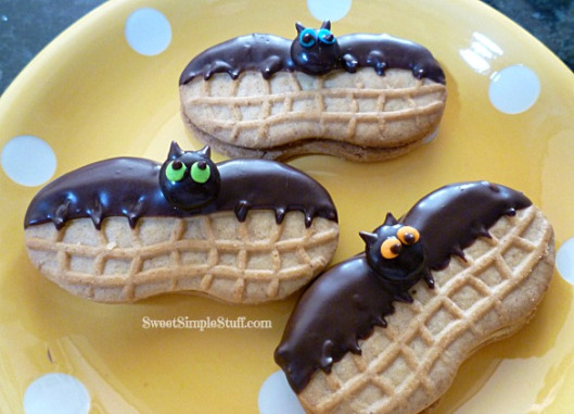 Nutter Butter Bat Cookies from Sweet Simple Stuff