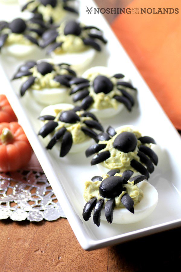 Spider Guacamole Eggs by Noshing with the Nolands