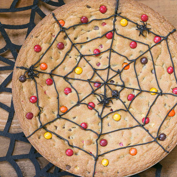 Spiderweb Cookie Cake