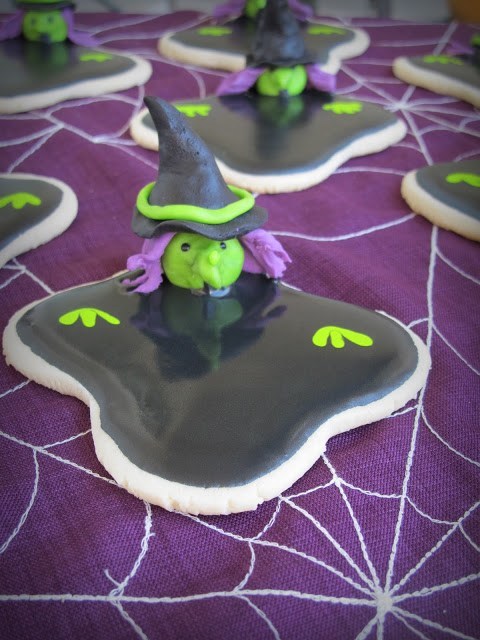 Wicked Witch of the West Cookies - Halloween desserts