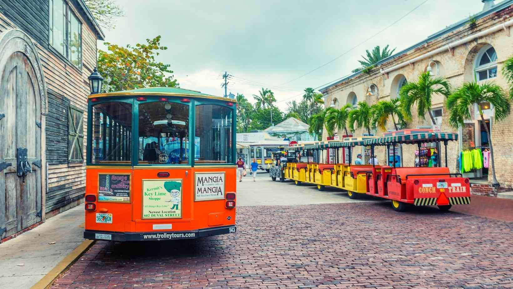 Trolley Tours of Old Savannah