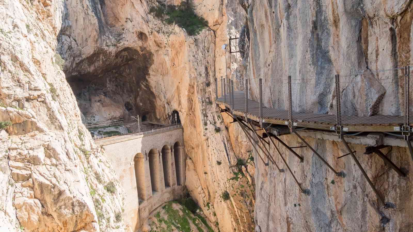 Most Dangerous Hikes In The World