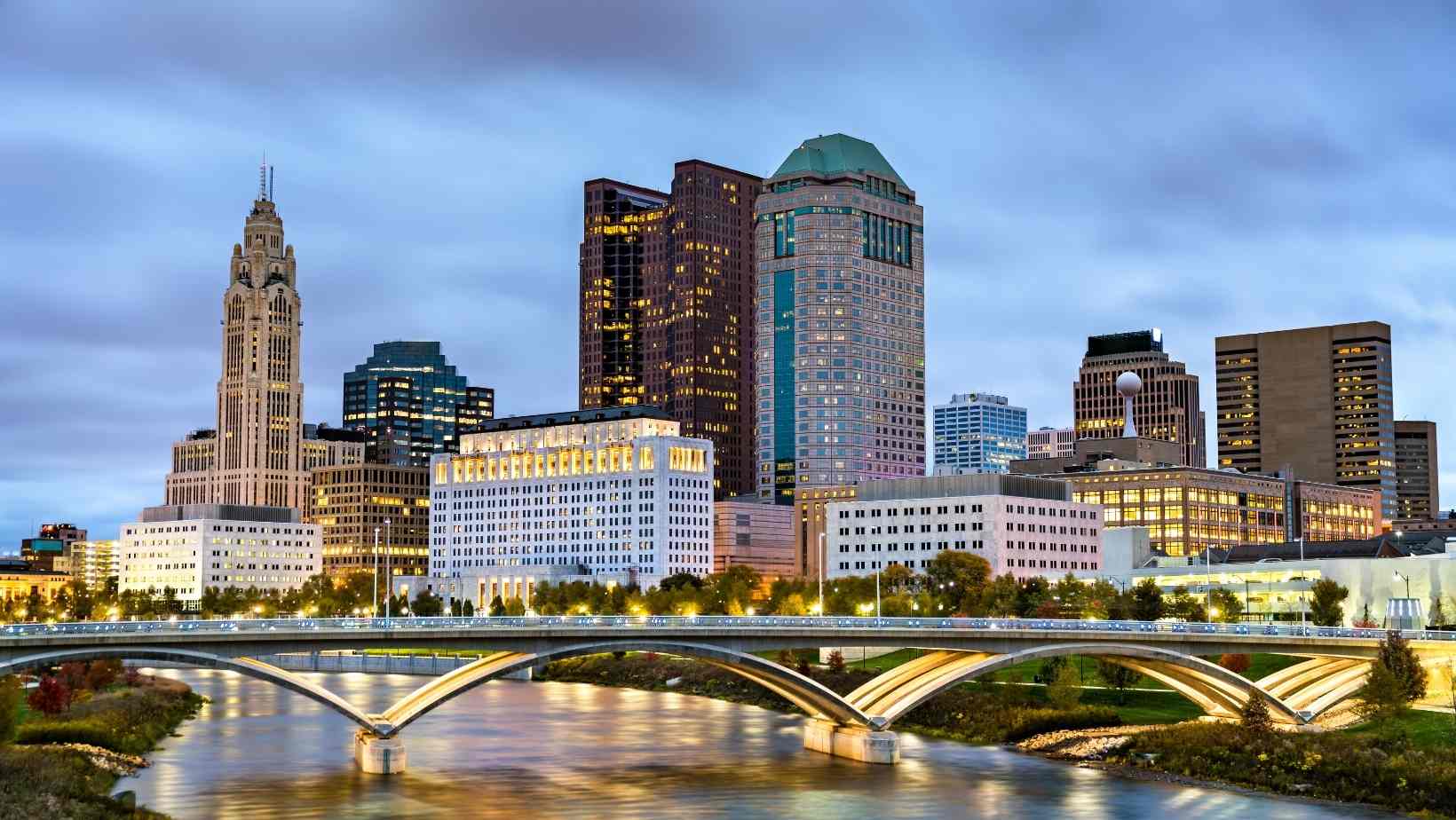 Columbus, Ohio's Scioto Mile Fountain - amazing fountains