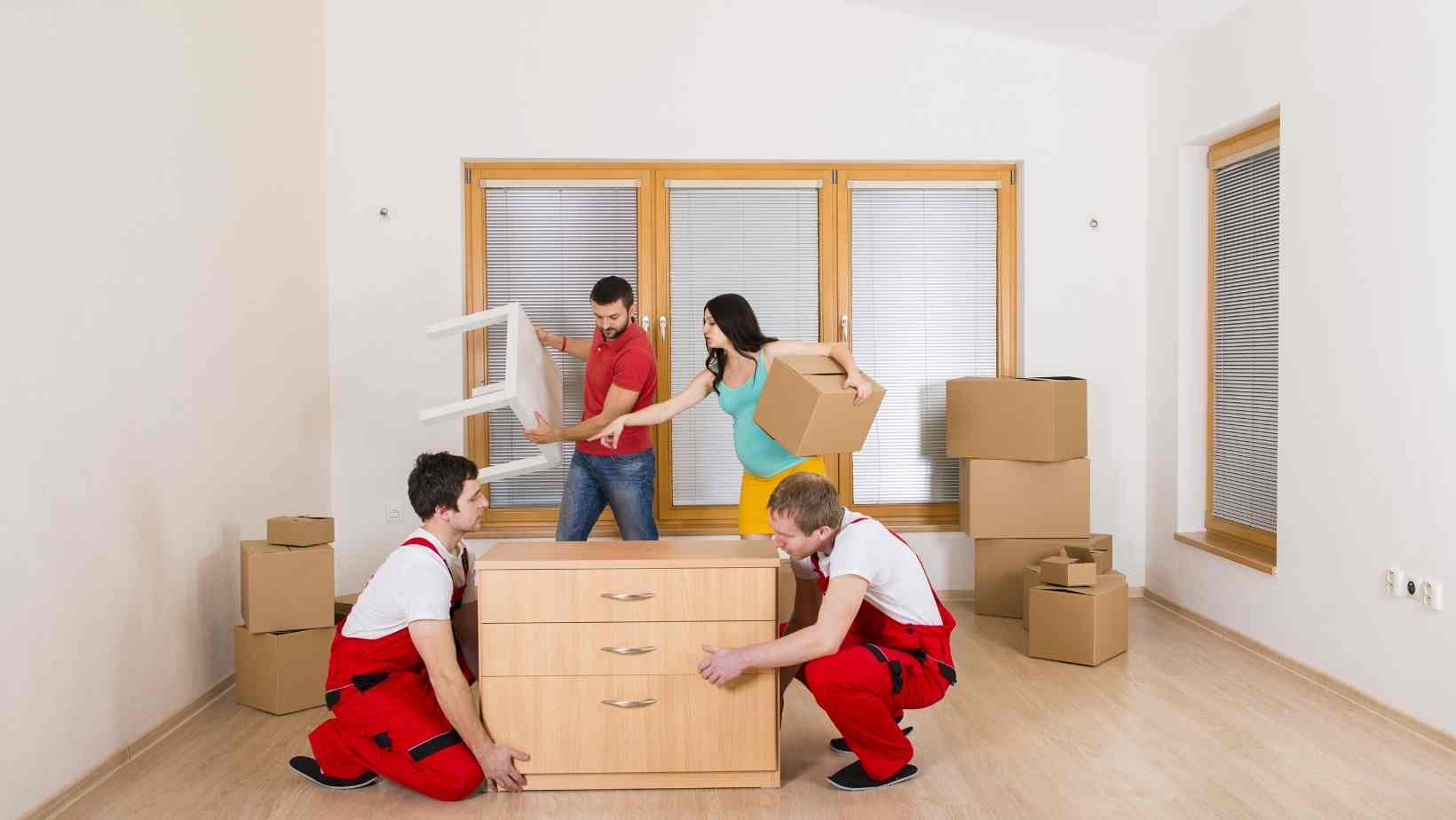 Movers Help In Making A Long Move Easy