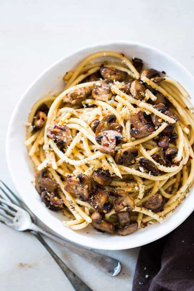 15 Minute Mushroom Spaghetti Aglio Olio