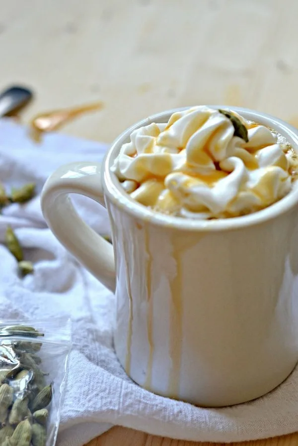 Cardamom Caramel Latte