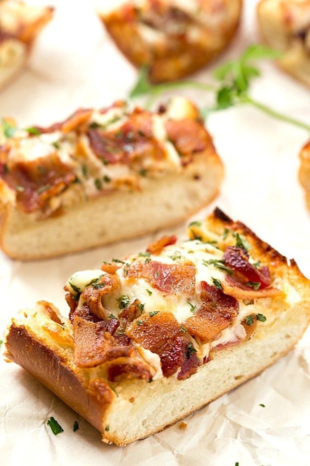 Cheesy Bacon Ranch Garlic Bread