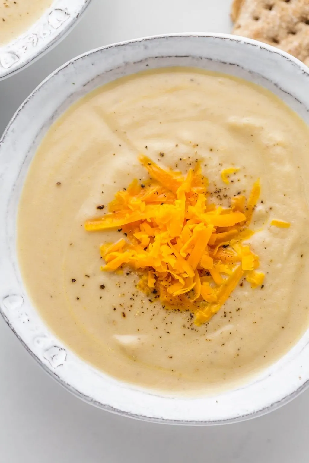 Instant Pot Cauliflower Soup