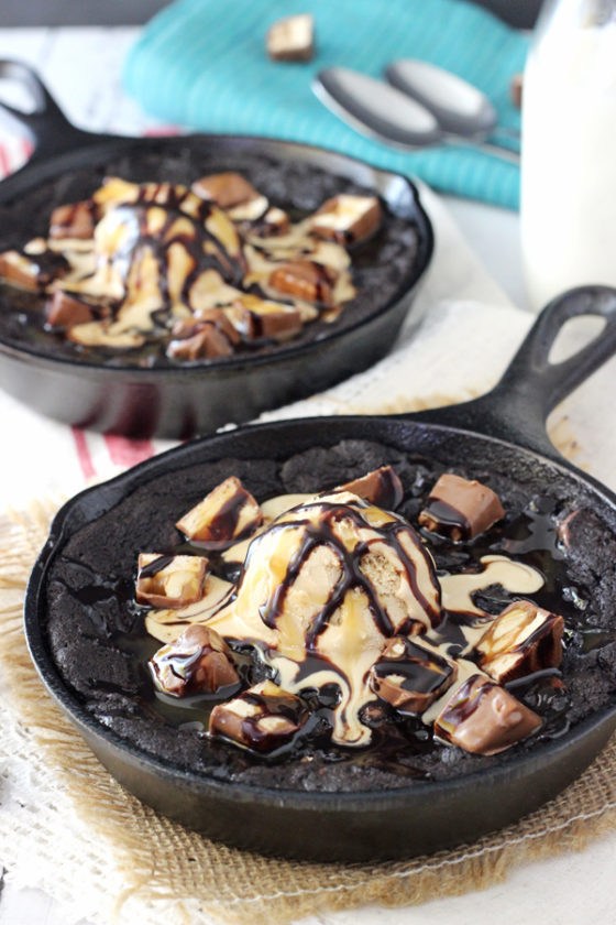 Snickers Chocolate Chip Cookie Skillet