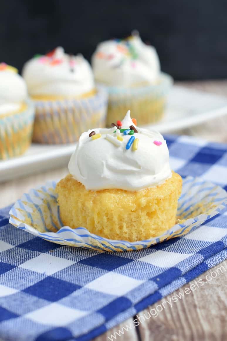 Skinny Pineapple Cupcakes