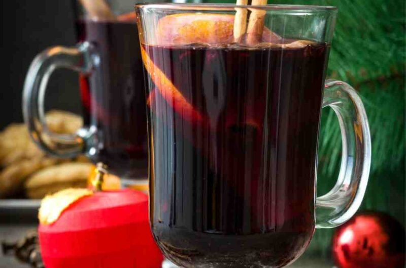 Enjoy the Festive Flavor of Homemade Christmas Mulled Wine