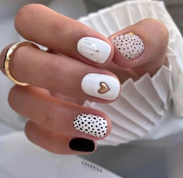 Animal Print Short Nail Design