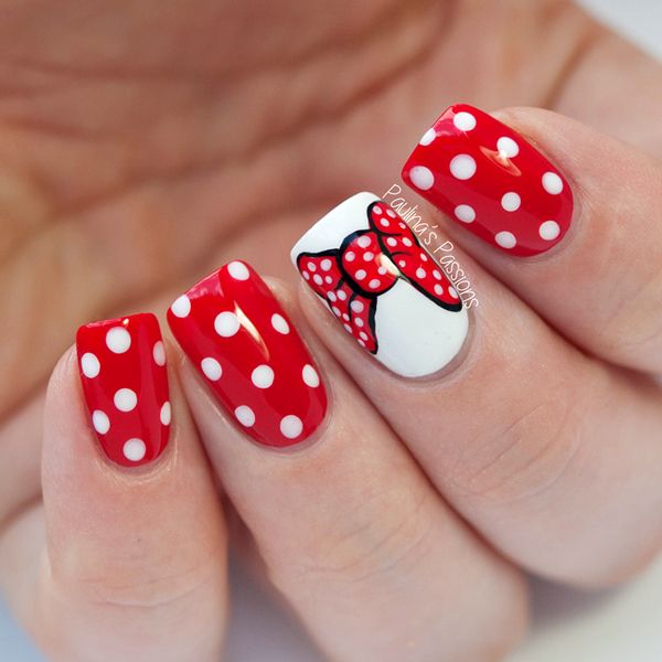 Disney Minnie mouse acrylic nails