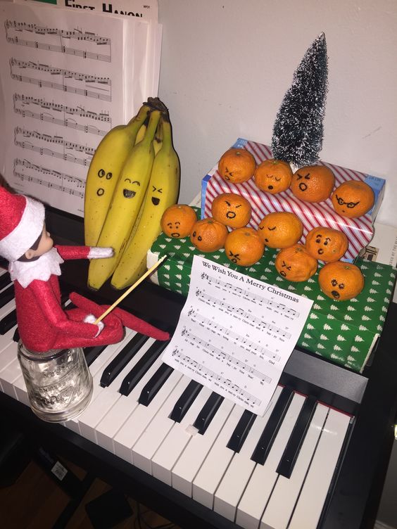 Elf on the shelf fruit choir