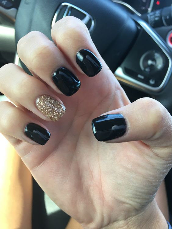 Black gold sparkles