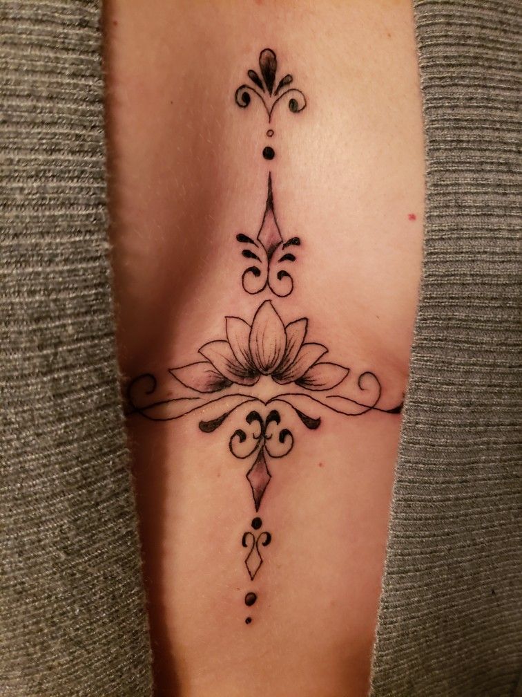 Floral tattoo