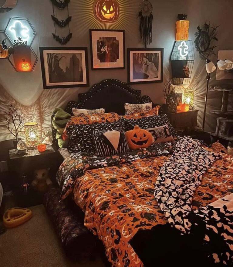 Halloween Themed Bedroom