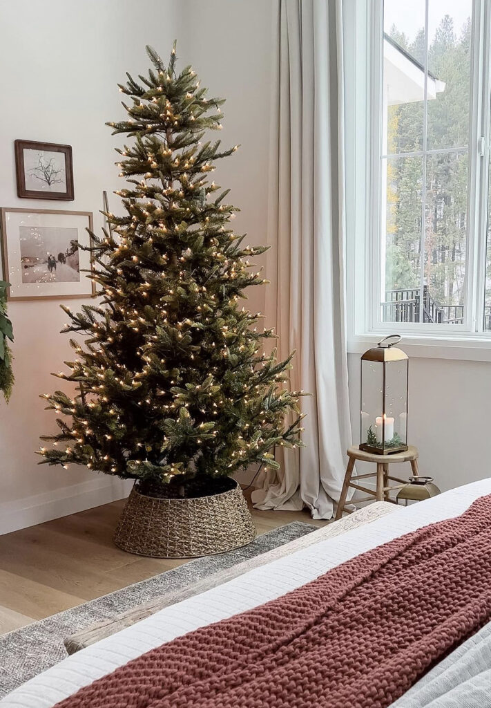 Simple Medium Sized Bedroom Christmas Tree