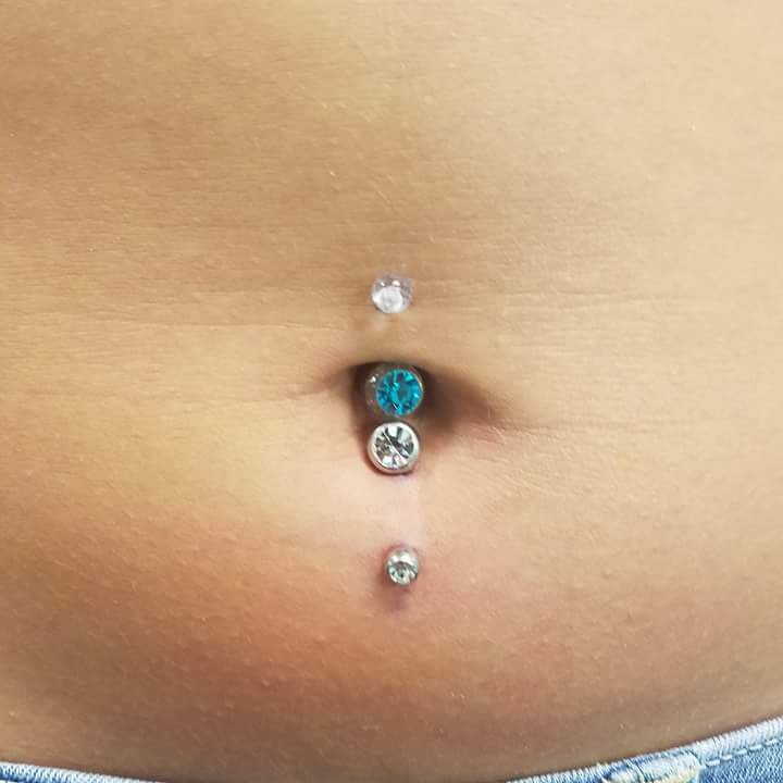 Colorful Beaded Navel Piercing Design