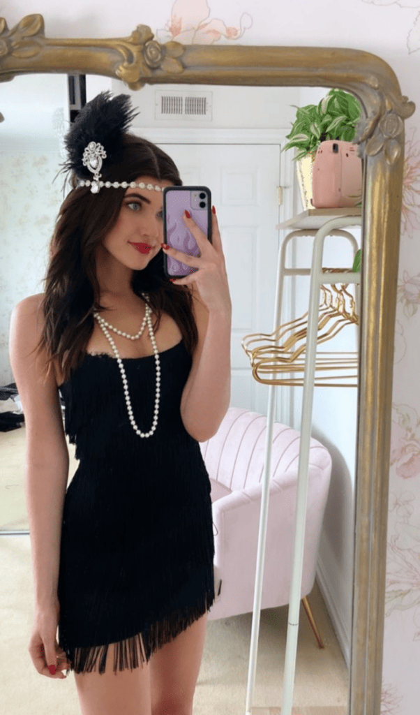 20’s flapper girl