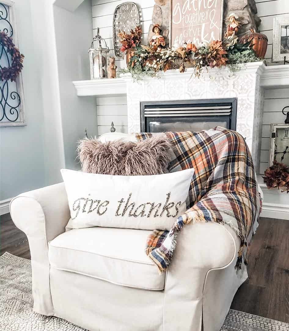 Plaid Throw and Pillows!